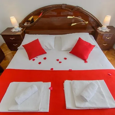 Apartment With Parking Space Okrug Gornji, Ciovo - 12293 *