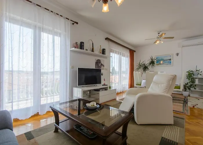With Parking Space Okrug Gornji, Ciovo - 12293 Apartament *