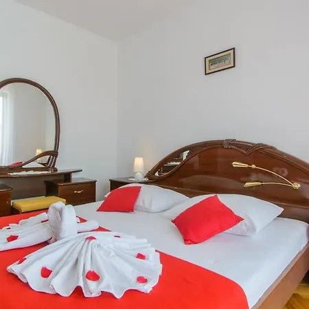 With Parking Space Okrug Gornji, Ciovo - 12293 *